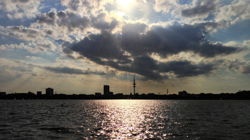 Außenalster, Fernsehturm Hamburg